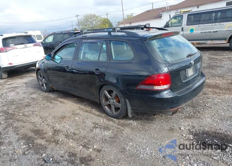 2010 Volkswagen Jetta S из США, поврежденный, VIN 3VWKZ7AJ9AM681771